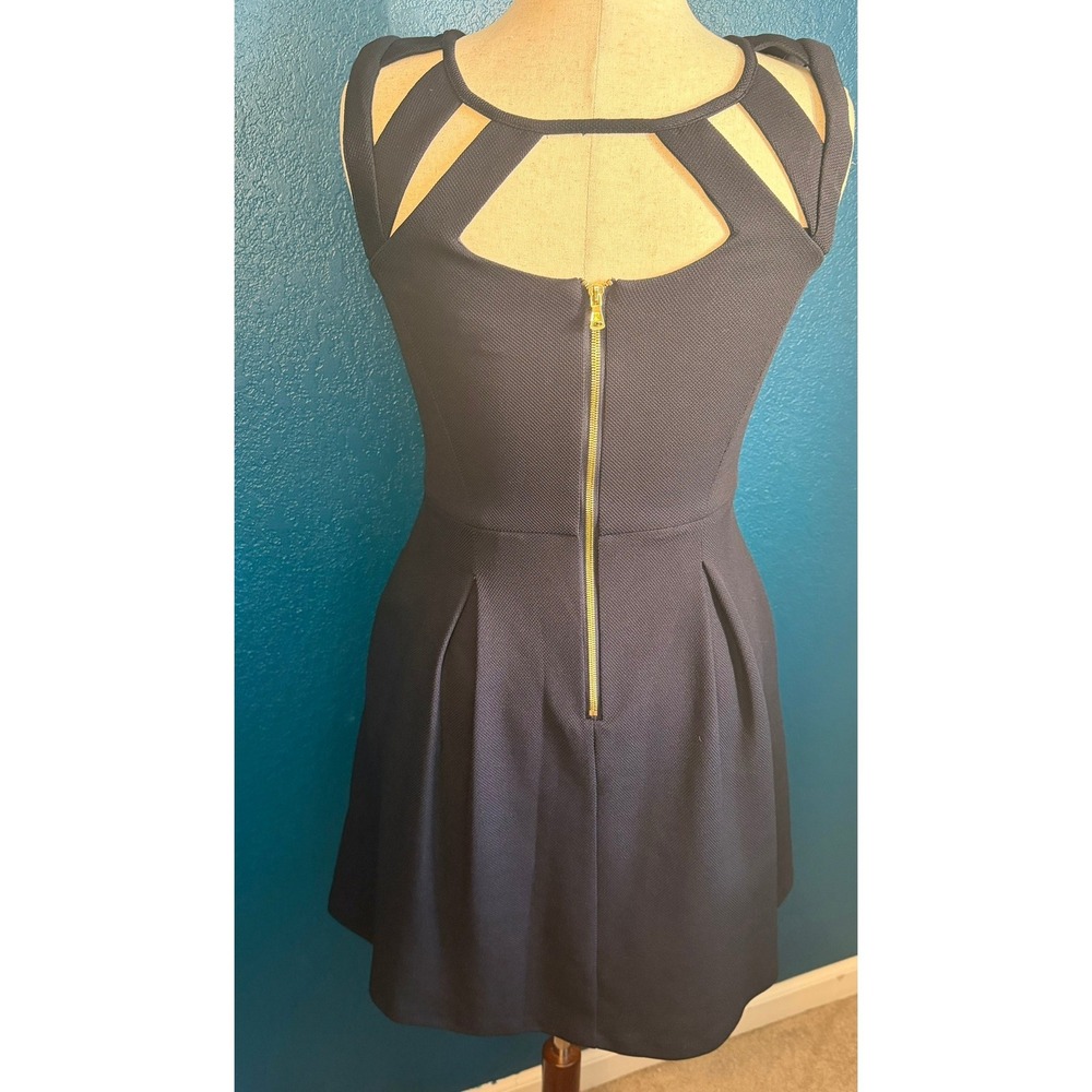 Betsey Johnson Navy Fit & Flare Cocktail Dress | Geometric Cutout | Size 6 - Picture 6 of 11